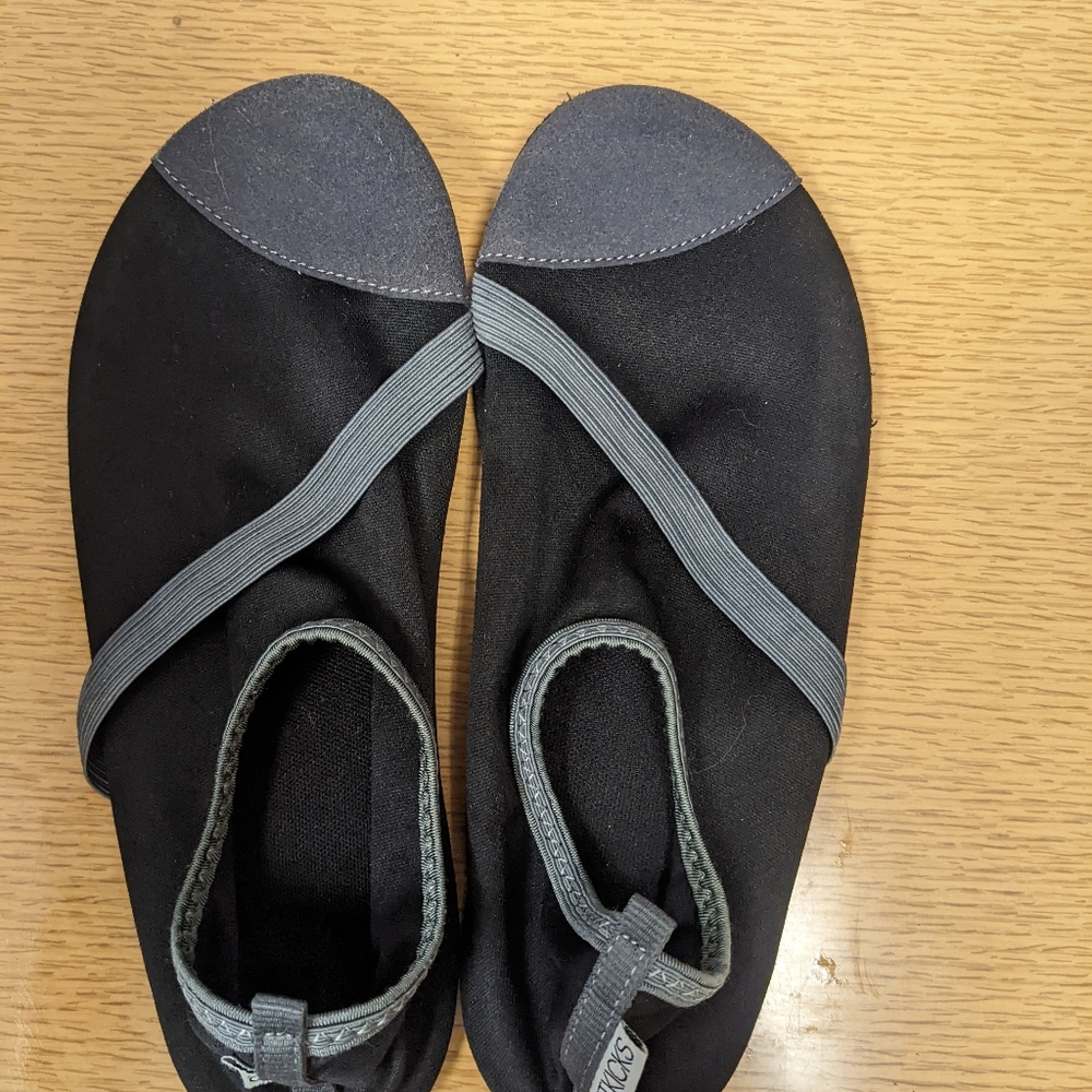 Fitkicks shoes